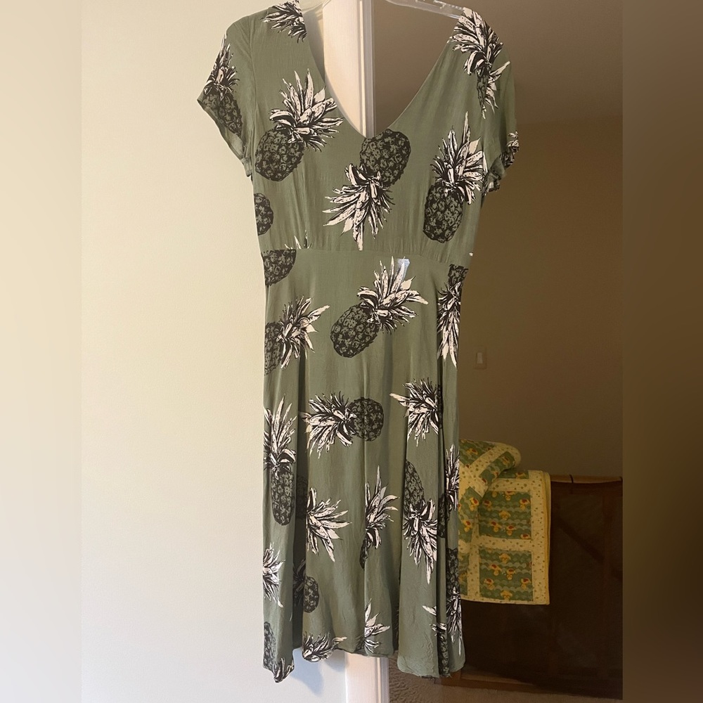 Retro style pinup green Midi Dress Size 10 SPRING SUMMER WEDDING GUEST